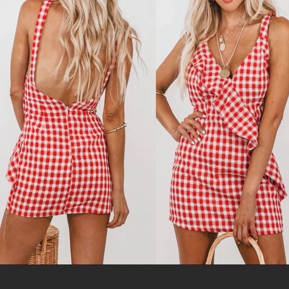 essue Dresses & Skirts - Gingham dress